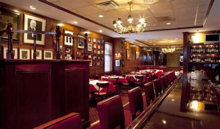 Gene and Georgetti | Enjoy Illinois