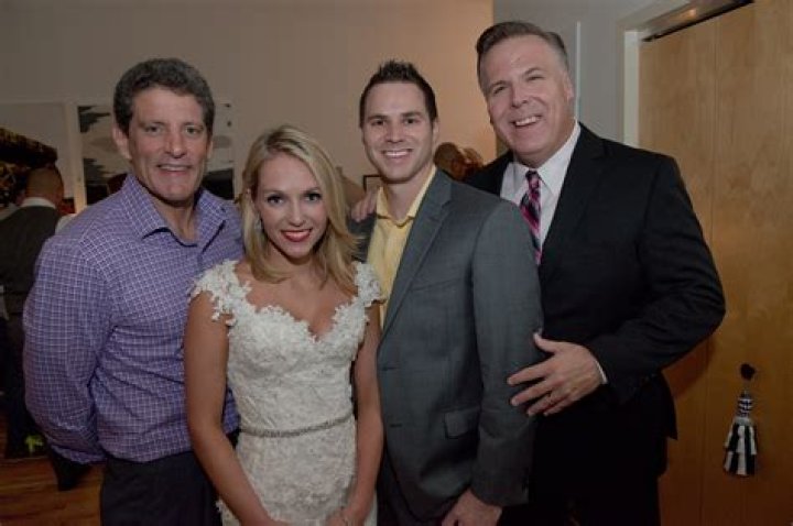 Mary Mays WKRN, Age, Husband, Meteorologist, Wedding, FOX 5