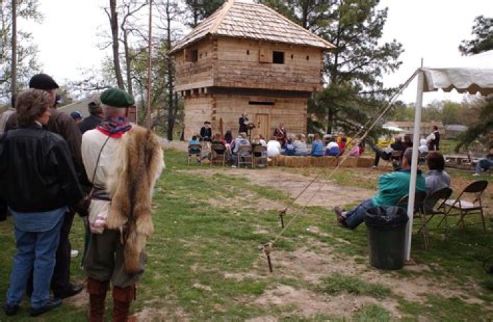 Saline Creek Pioneer Village | Enjoy Illinois