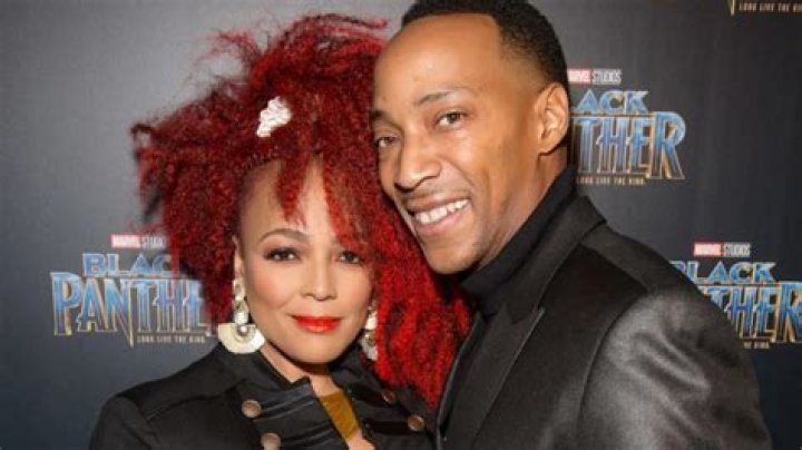 Who is Kim Fields' Father Erv Hurd?