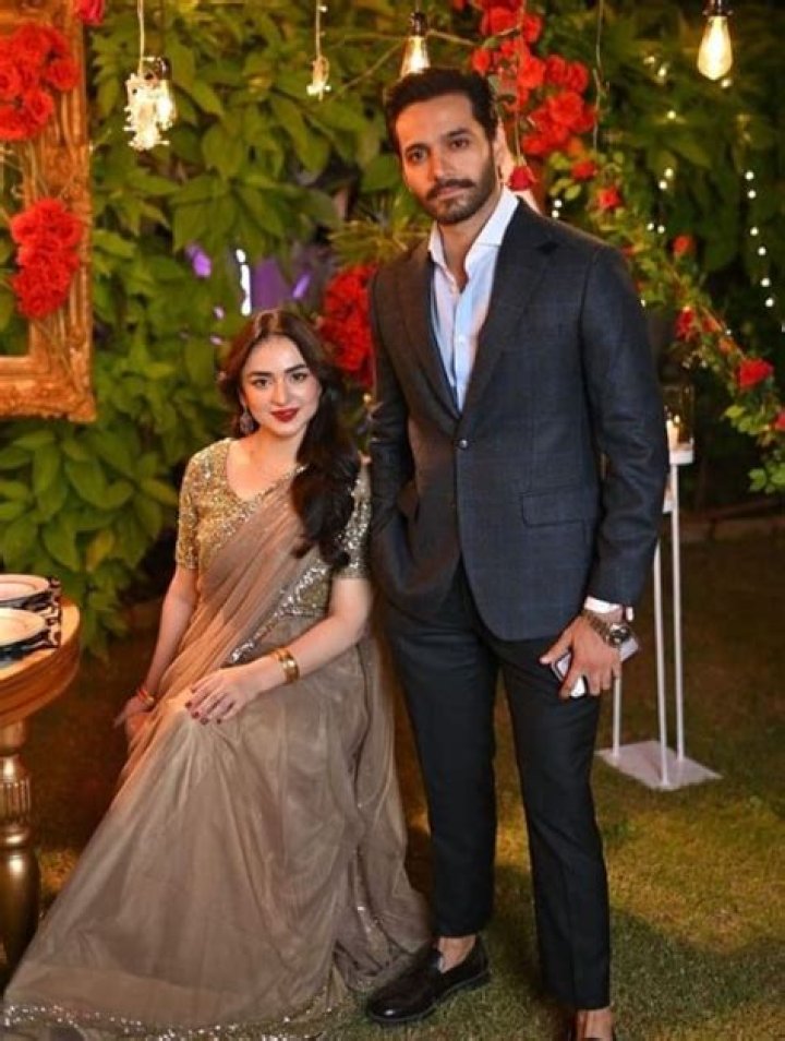 Yumna Zaidi Dresses in Drama Tere Bin & Dress Designer